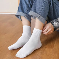 6 Pairs Unisex Disposable Breathable & Warm Travel Socks for Men & Women