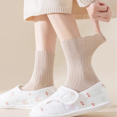 Women's Non-Binding Socks, Cotton Blend Comfortable Loose-Fit Elderly and Maternity Care Socks