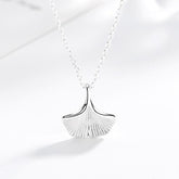 Simple 925 Sterling Silver Ginkgo Leaf Pendant Chain Necklace