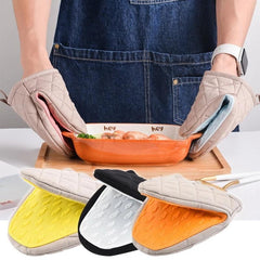 2pcs Anti-Scalding Oven Silicone Heat Insulation Gloves